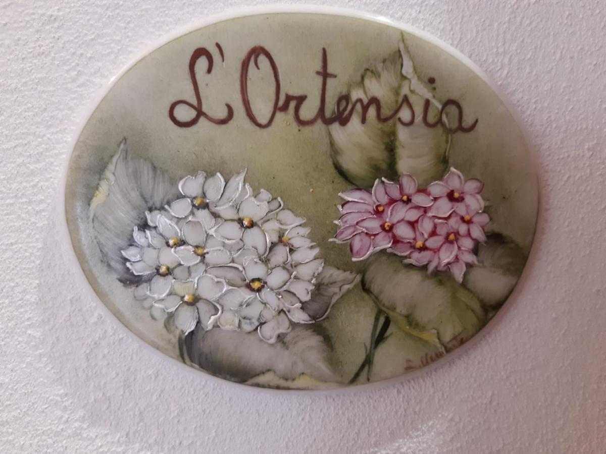 L'Ortensia Apartment Pigna Luaran gambar
