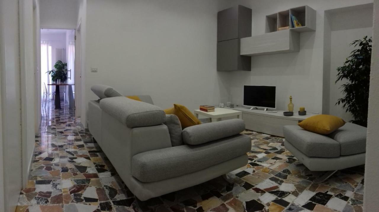 L'Ortensia Apartment Pigna Luaran gambar